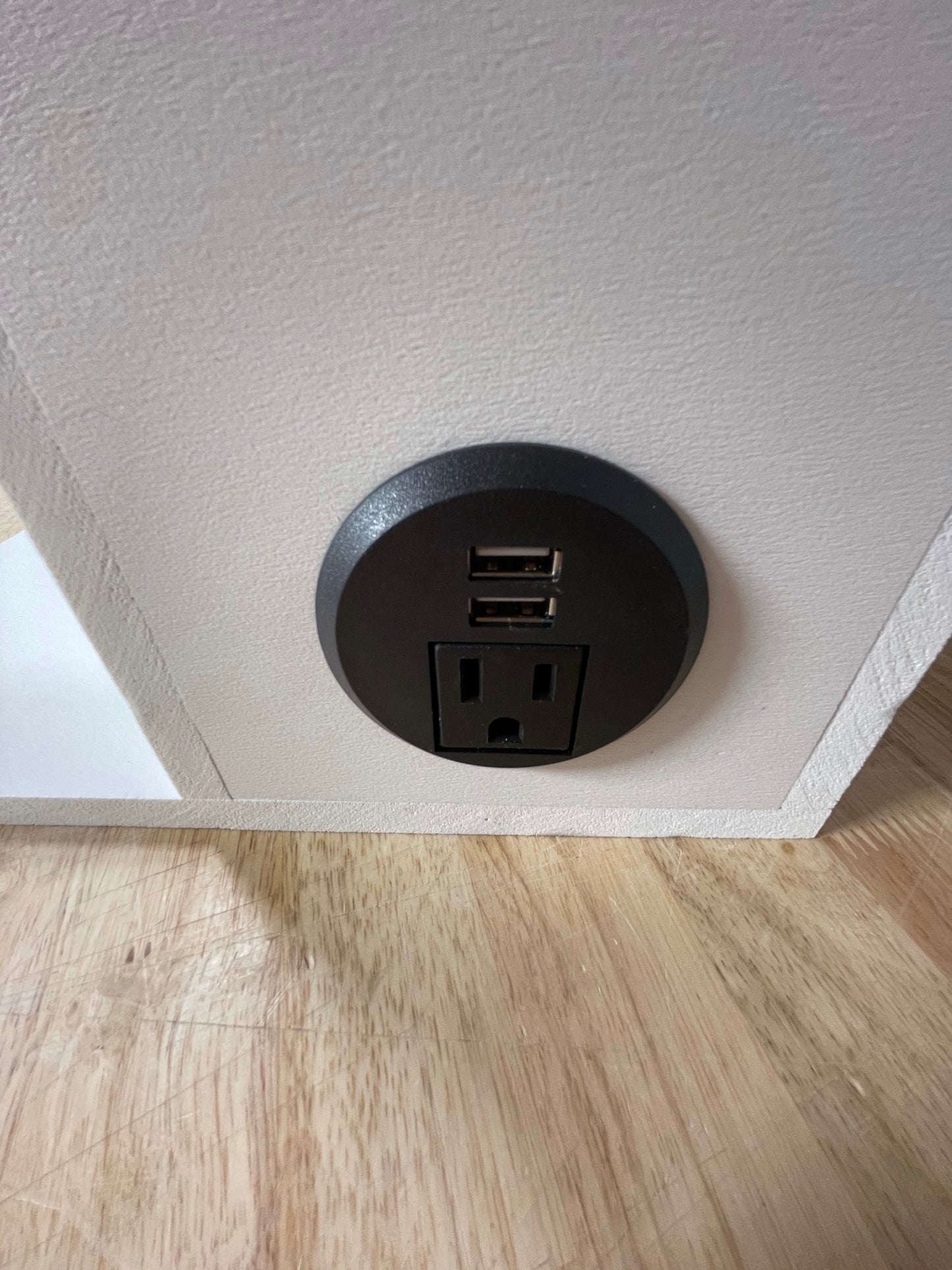 USB & Power Outlet Add On